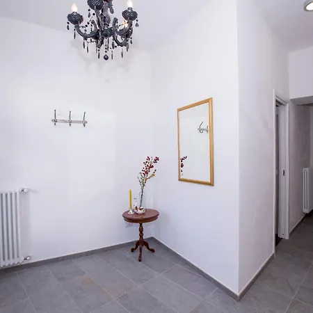 San Rocco Sleeps 8 Semesterbostad *